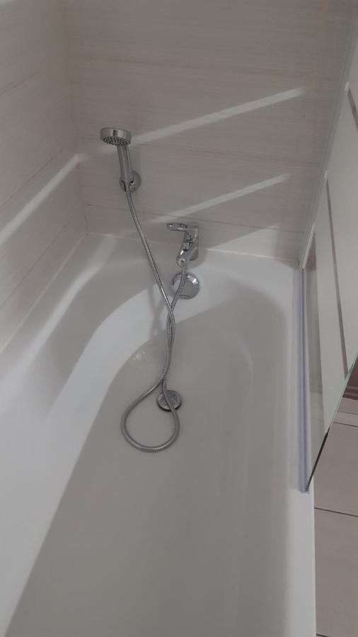 Moderne Et Spacieux